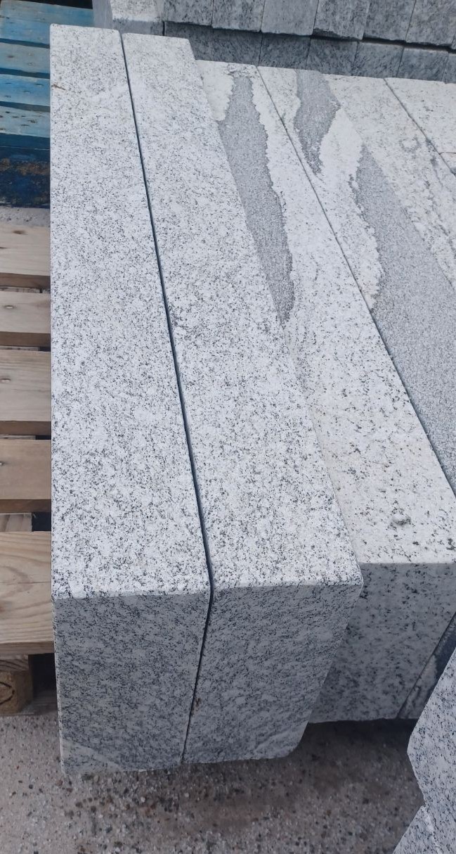 Hoppestein av Granitt, fra Evjen i Beiarn